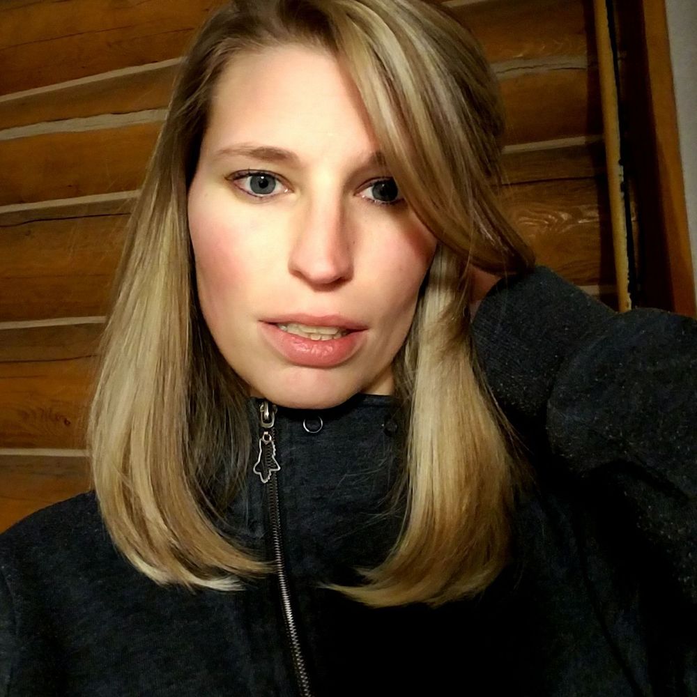Meet your Posher, Lori